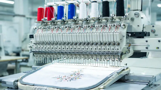 Industrial embroidery machine article preview